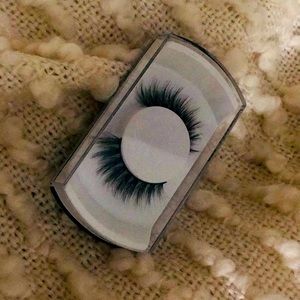 ‼️ 3D Mink Lashes (Bella) ‼️